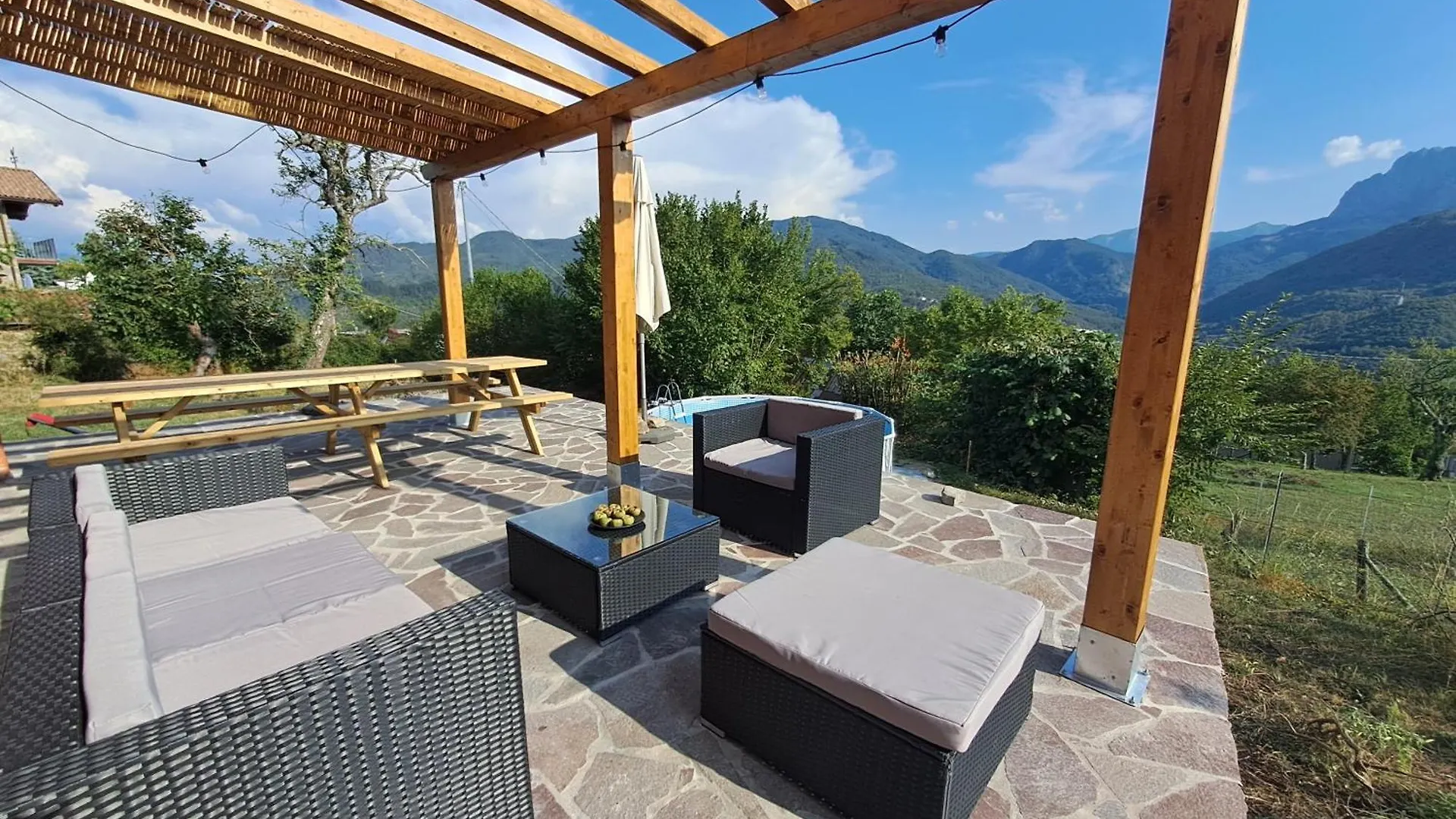 Villa With Panoramic Views At Minucciano ! Magliano in Garfagnana إيطاليا